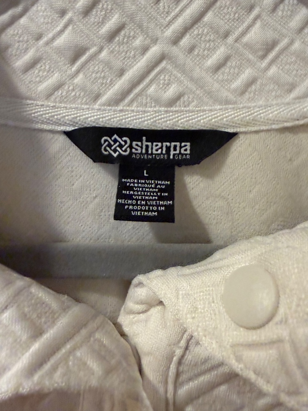Sherpa Adventure Gear Cream-colored textured snap-neck pullover Size L